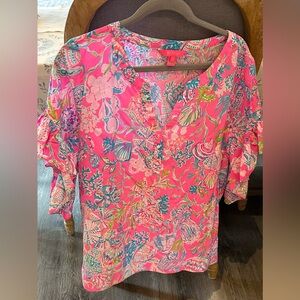 Lilly Pulitzer 100% rayon blouse. Size large. Cute!!!